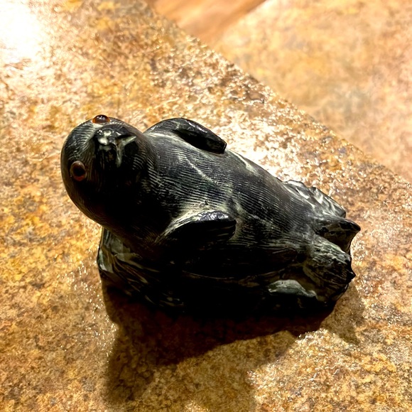 Sea otter statue - Picture 3 of 3